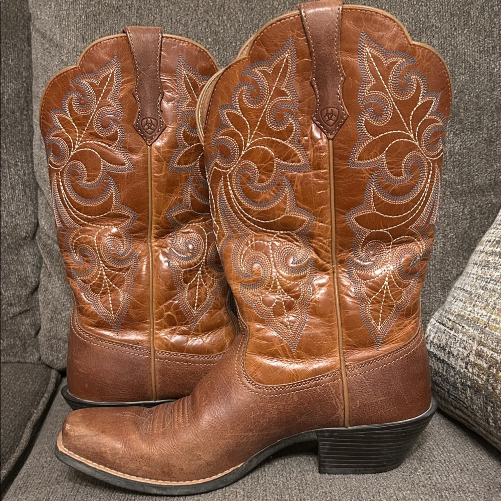 ARIAT Women’s  Brown Leather Western Boots - Picture 4 of 11